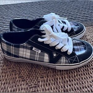 Vans Black Plaid Mix Lace up Shoes Women’s Size 8 (New)